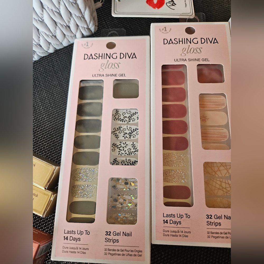 Lip And Nail W/makeup Bag Bundle - Picture 4 of 10